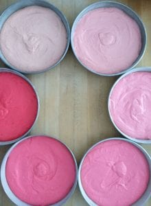 طريقة عمل تورتة درجات الروز (Omber Cake ) بالخطوات والصور