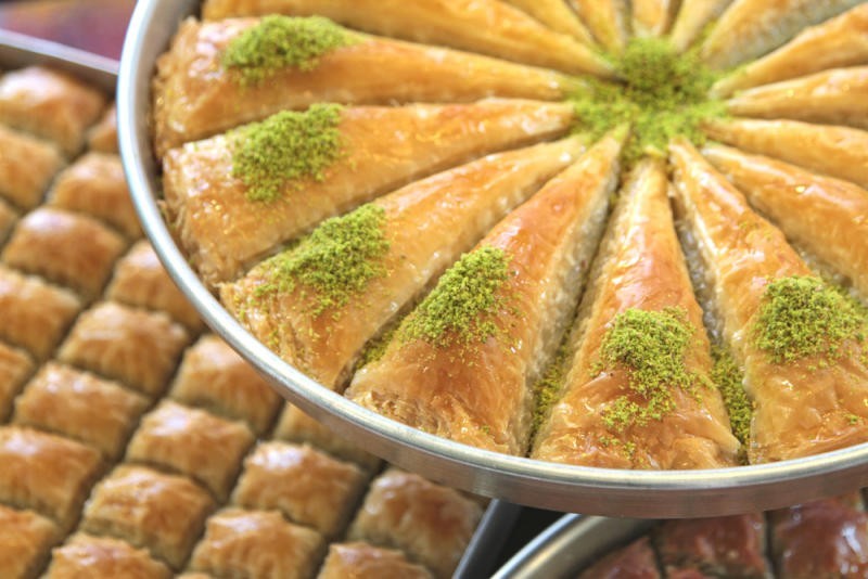 طريقة عمل البقلاوة المصرية بالجلاش
