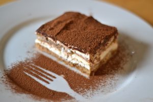 طريقة عمل التيراميسو بخطوات سهلة وبسيطة