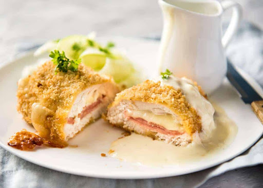 طريقة عمل كوردن بلو دجاج بالصور