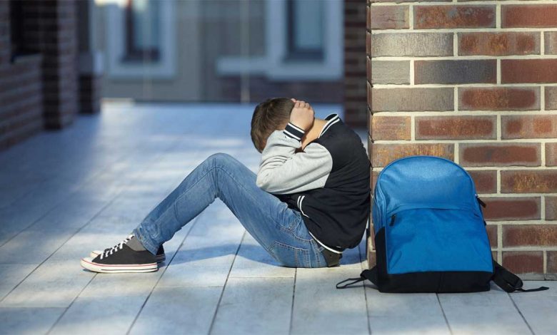 اعراض وعلاج الاكتئاب عند المراهقين