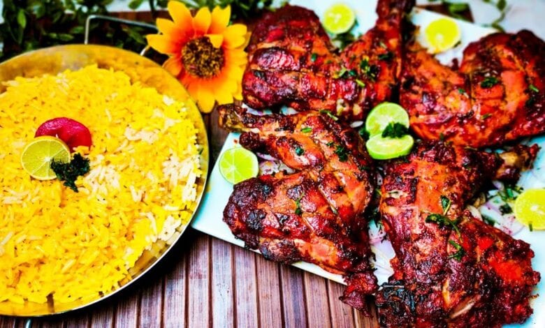 طريقة عمل الدجاج التندوري الهندي مع الخبز الروتى بالصور