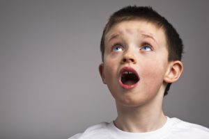 ماذا يجب أن تفعله عند شكوى الاخرين من ابنك ؟