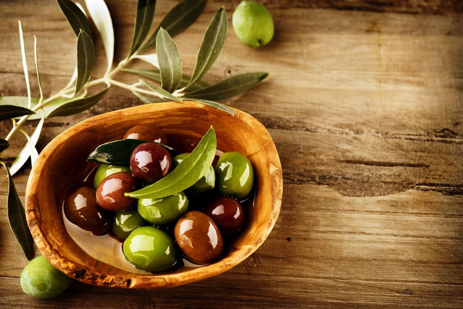 أفضل عشر مغذيات طبيعية للبشرة