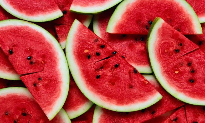 البطيخ الاحمر يحمينا من عشرة أمراض خطيرة أكتشفيها