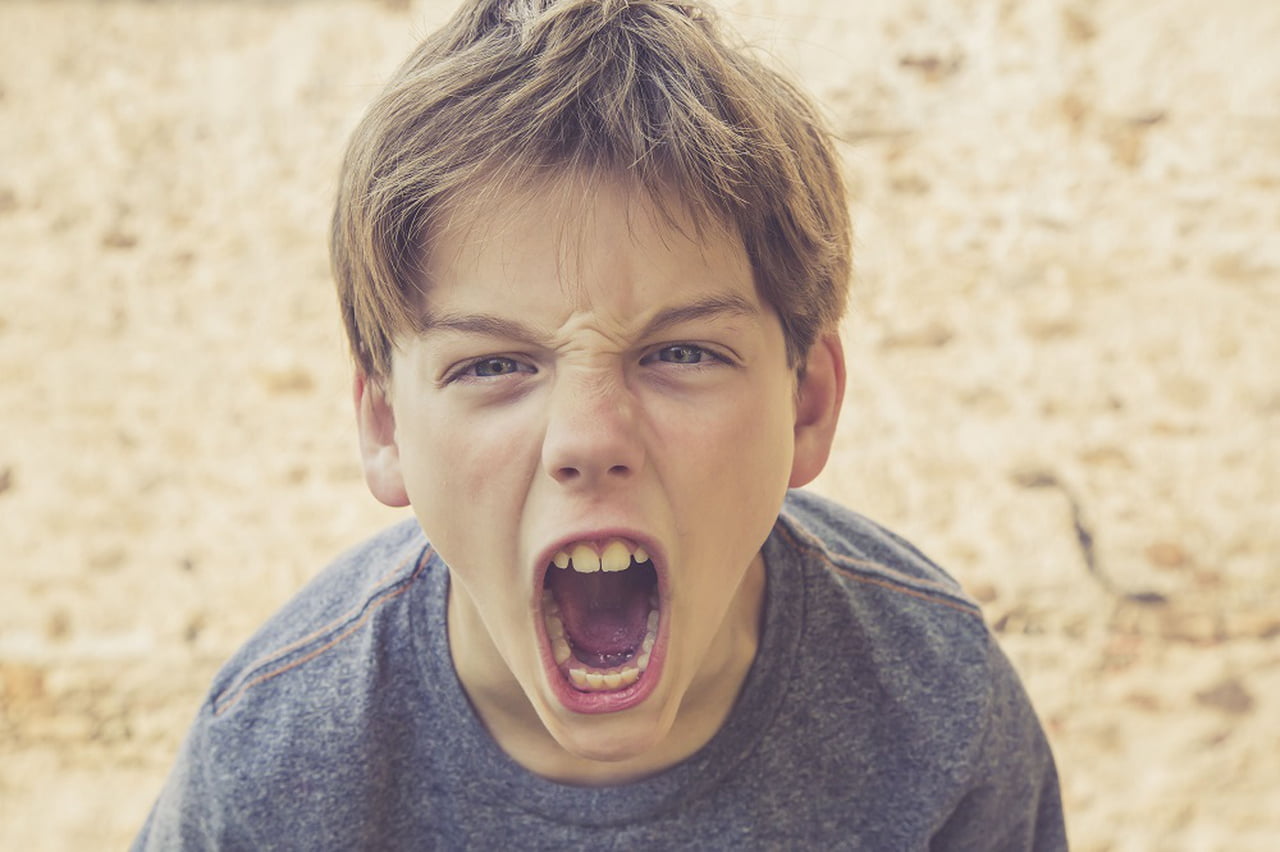 العنف عند الاطفال إبني على طول بيضرب أصحابه أعمل إيه ؟