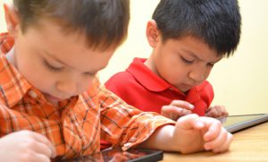 حماية الاطفال من مخاطر الipad