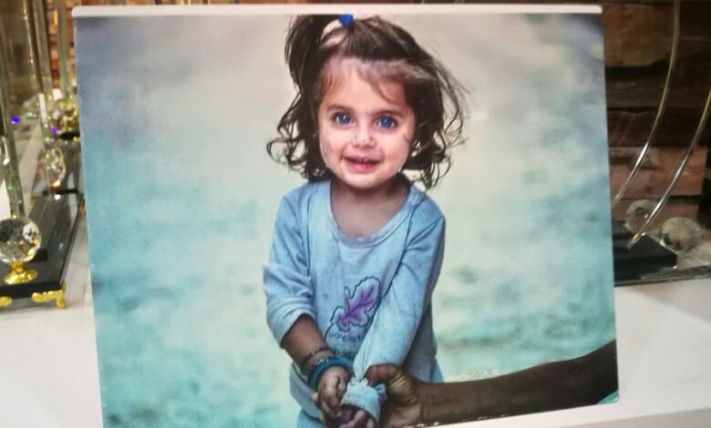 طباعة صورة على الخشب لطفلك وعائلتك بنفسك فى المنزل