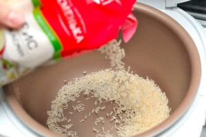 طريقة عمل الارز بجوز الهند بطريقة ولا أسهل وبالصور