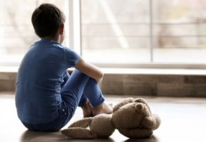 التعامل الصحيح مع نفسية الاطفال