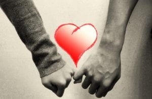احتياجات الزوجة من الزوج ولا تطلبها بالكلام