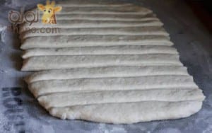 اصابع البيتزا تويستي وجبة مدرسية تحفة وبالخطوات مصورة