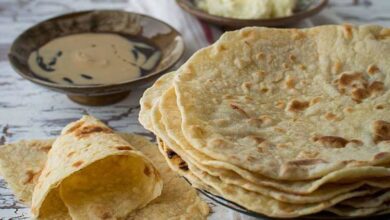 Photo of طريقة عمل الرقاق الطري بالصور من مطبخ نهير