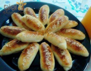 عيش بالجبنـة جاهز لسندوتشات المدرسة بالخطوات المصورة