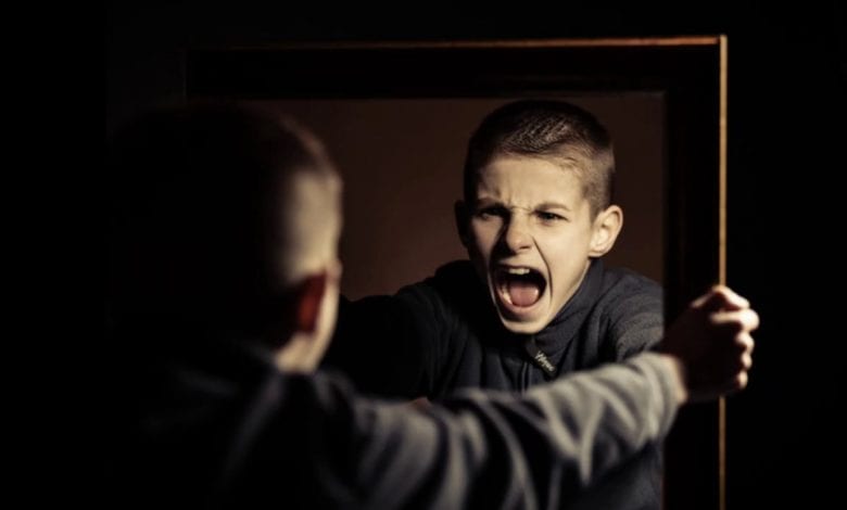 مشاكل المراهق التي تواجهه في فترة المراهقة