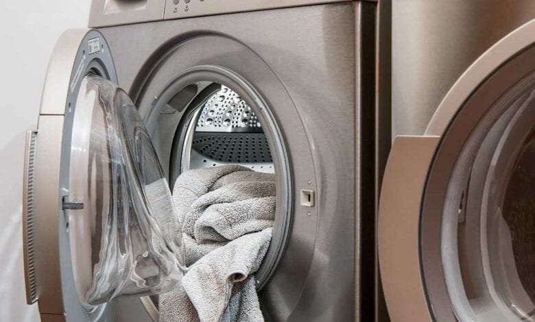 7 نصائح لتنظيف غسالتك والتخلص من رائحة غيرمرغوبة