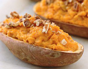 بطاطا حلوة بالمكسرات