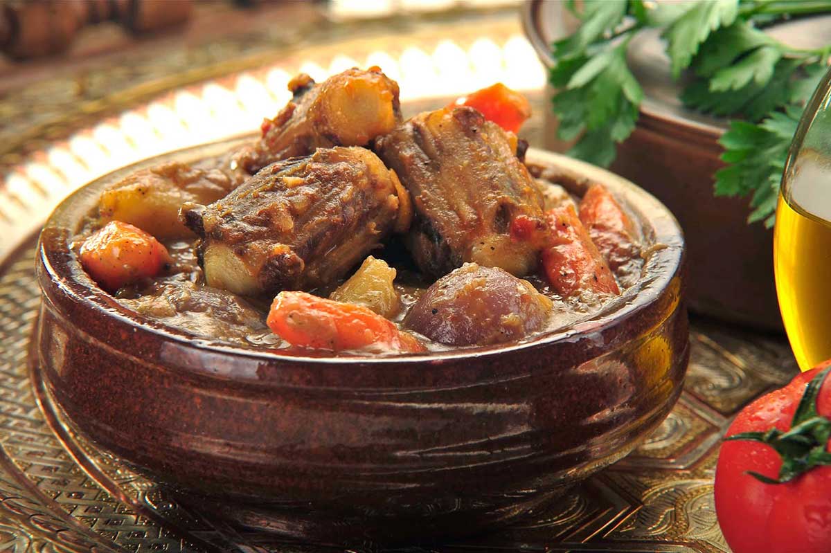 Photo of طريقة عمل الكوارع بالخضار في الطاجن للشيف سالي فؤاد وفوائد الكوارع