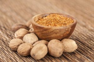 فوائد جوزة الطيب الصحية والعلاجية