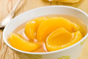 طريقة عمل كمبوت الخوخ