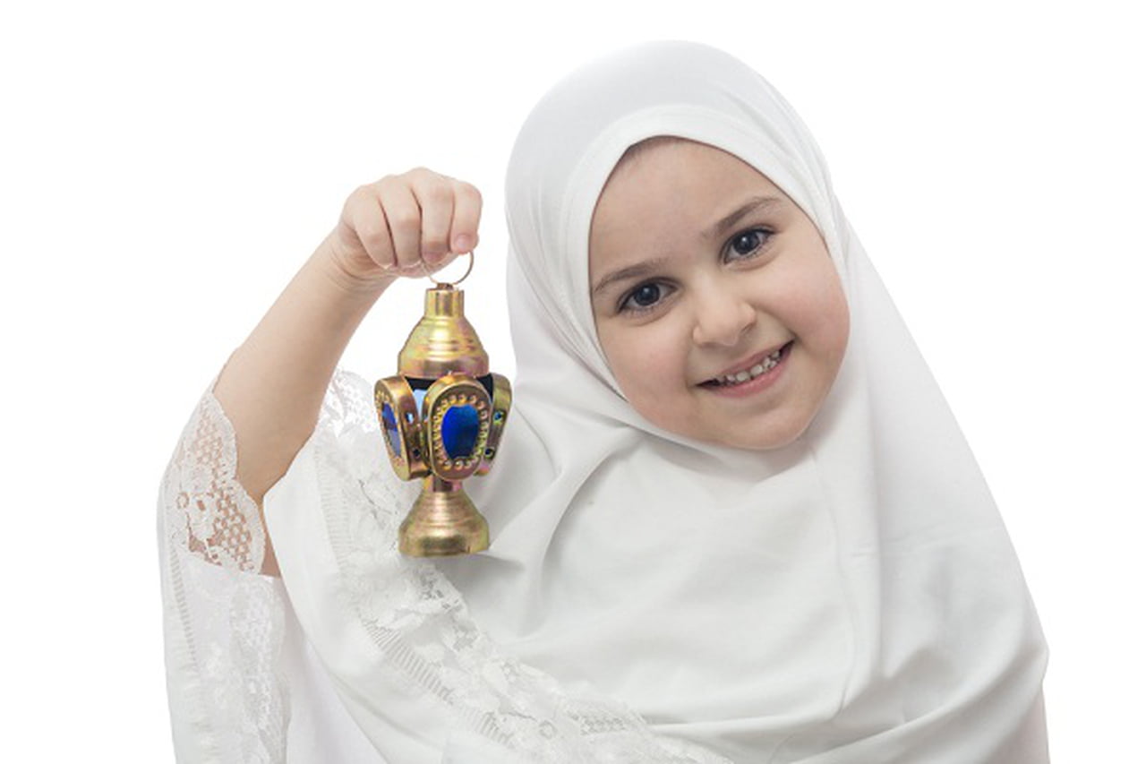 صيام الاطفال في رمضان ونصائح لتهيئة طفلك للصيام