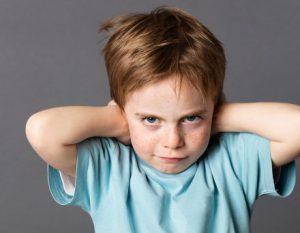 سلوكيات الاطفال الخاطئة لا تتجاهليها