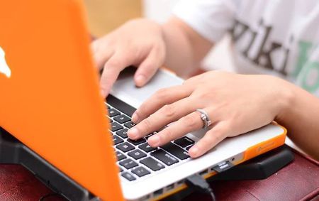 كيفية اكتشاف حساب الفيس بوك المزيف