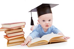كيف تجعل طفلك البرت اينشتاين بعشر خطوات ؟