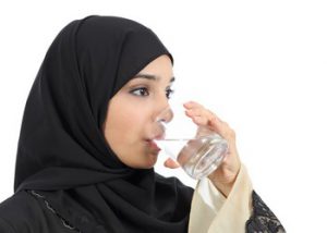 إحذر شرب الماء البارد على الإفطار في رمضان