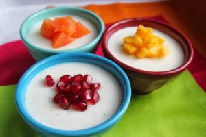 طريقة عمل الزبادى البيتي السادة والزبادي المحلى
