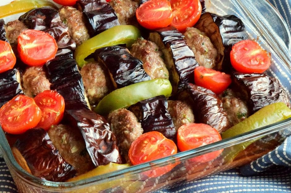 Photo of طريقة عمل كباب باذنجان وكفتة