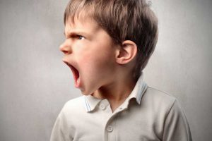 طفلي لا يحترمني إليكِ كيفية التصرف معه