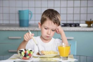 اعراض الاكتئاب عند الاطفال وطرق علاجه