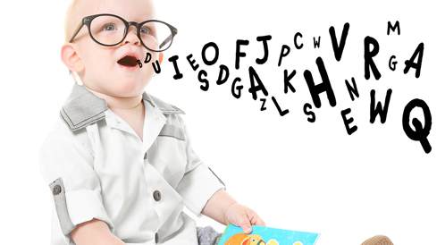 تطور اللغة عند الأطفال من عمر شهرين إلى عمر 8 سنوات