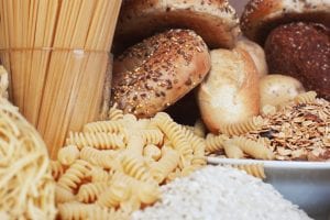 علامات تدل على حساسية الجلوتين لديك فتوقف فوراً