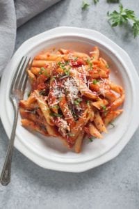 مكرونة ارابياتا Penne Arabiata