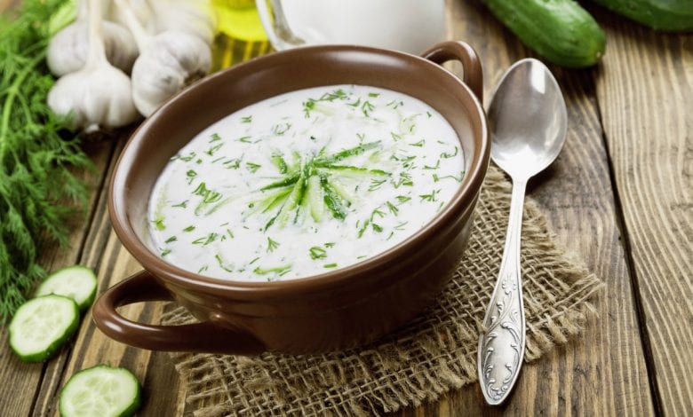 إستخدمى الزبادي لعمل السلطات للعزومات