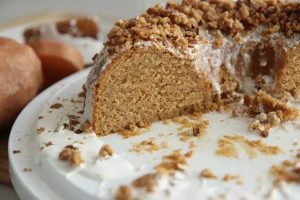 طريقة عمل كيكة البطاطا بالمكسرات
