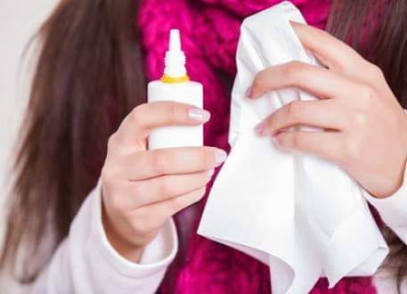 كيف تقي نفسك واسرتك من امراض الانف والاذن والحنجرة