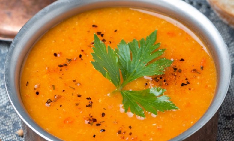 طريقة شوربة العدس بالخضار ألذ طبق ساخن