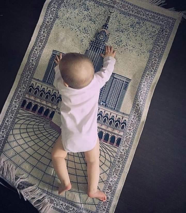 تحبيب الطفل في الصلاة والعمر المناسب لذلك