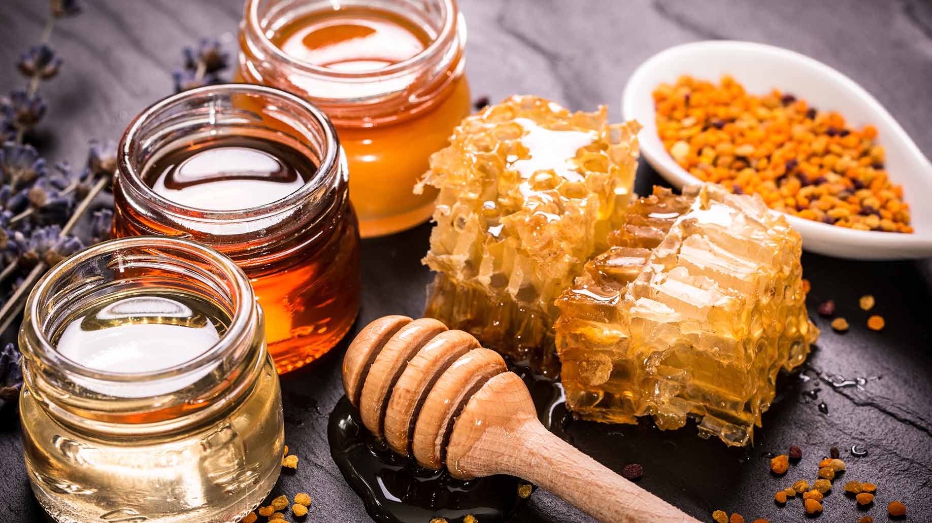 طرق معرفة العسل المغشوش من الأصلي عند شراءه