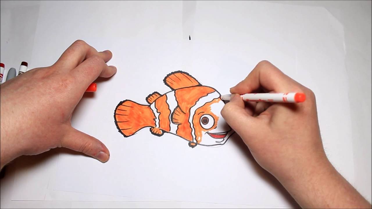 طفلك سيتعلم طريقة رسم نيمو ودوري بالخطوات