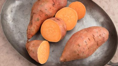 البطاطا الحلوة متى يمكنني تقديمها في غذاء طفلي؟