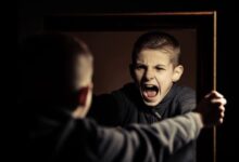 مشاكل المراهق التي تواجهه في فترة المراهقة