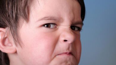تربية الطفل لكي تتجنبي عنف أطفالك وكوني قدوة لهم