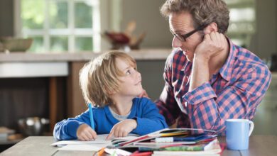 ما هو المدح ؟ و امدح ابني واقوله شاطر ولا بلاش!