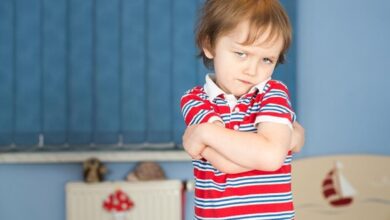 سلوكيات للطفل سببها الاهل