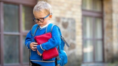 كيف تتخلصي من النكد الصباحي و رفض الطفل الذهاب الي المدرسة