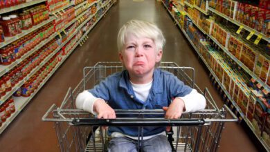 مواقف الاطفال المحرجة وطرق التصرف